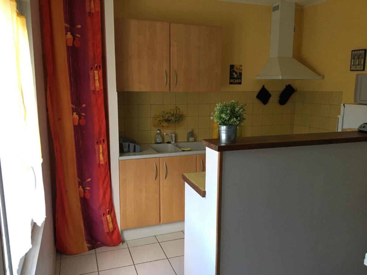 פור-ונדרה Appartement T1Bis Dans Un Mas מראה חיצוני תמונה